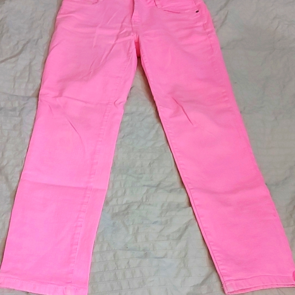 Straight Leg Women's Jeans in Bright Pink
